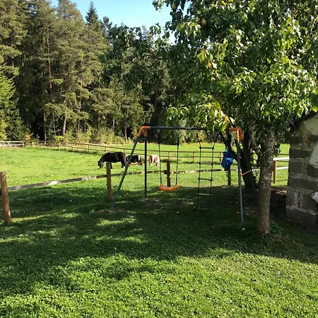Weiderer - Stilvolle In Idyllischer Alleinlage *